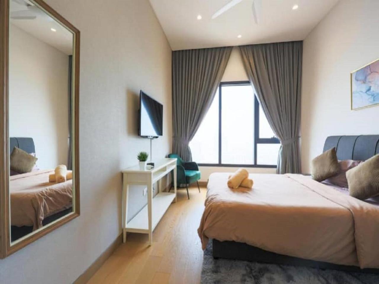 Luxury Suite Lucentia BBCC Infinity Pool