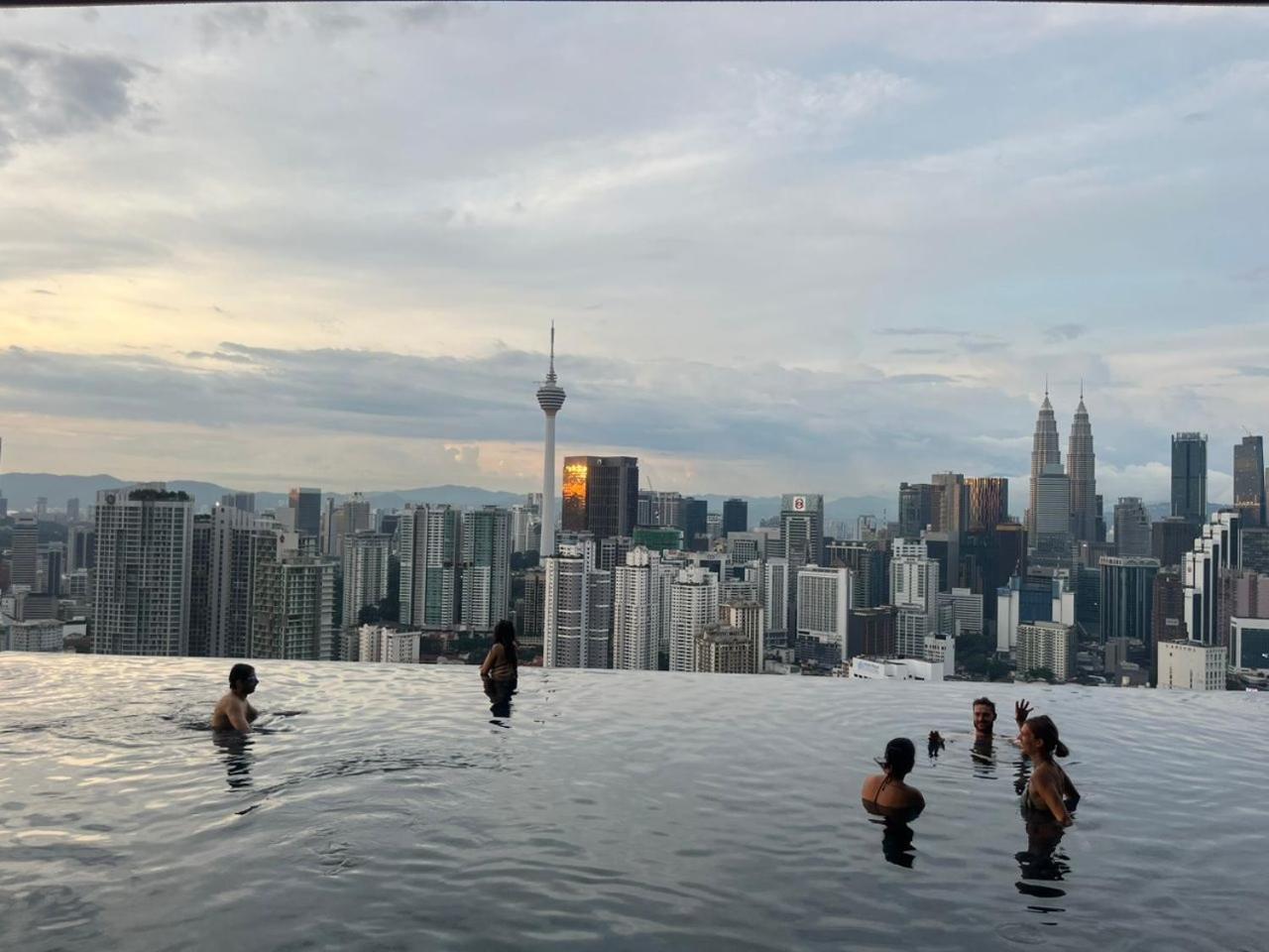 Luxury Suite Lucentia BBCC Infinity Pool