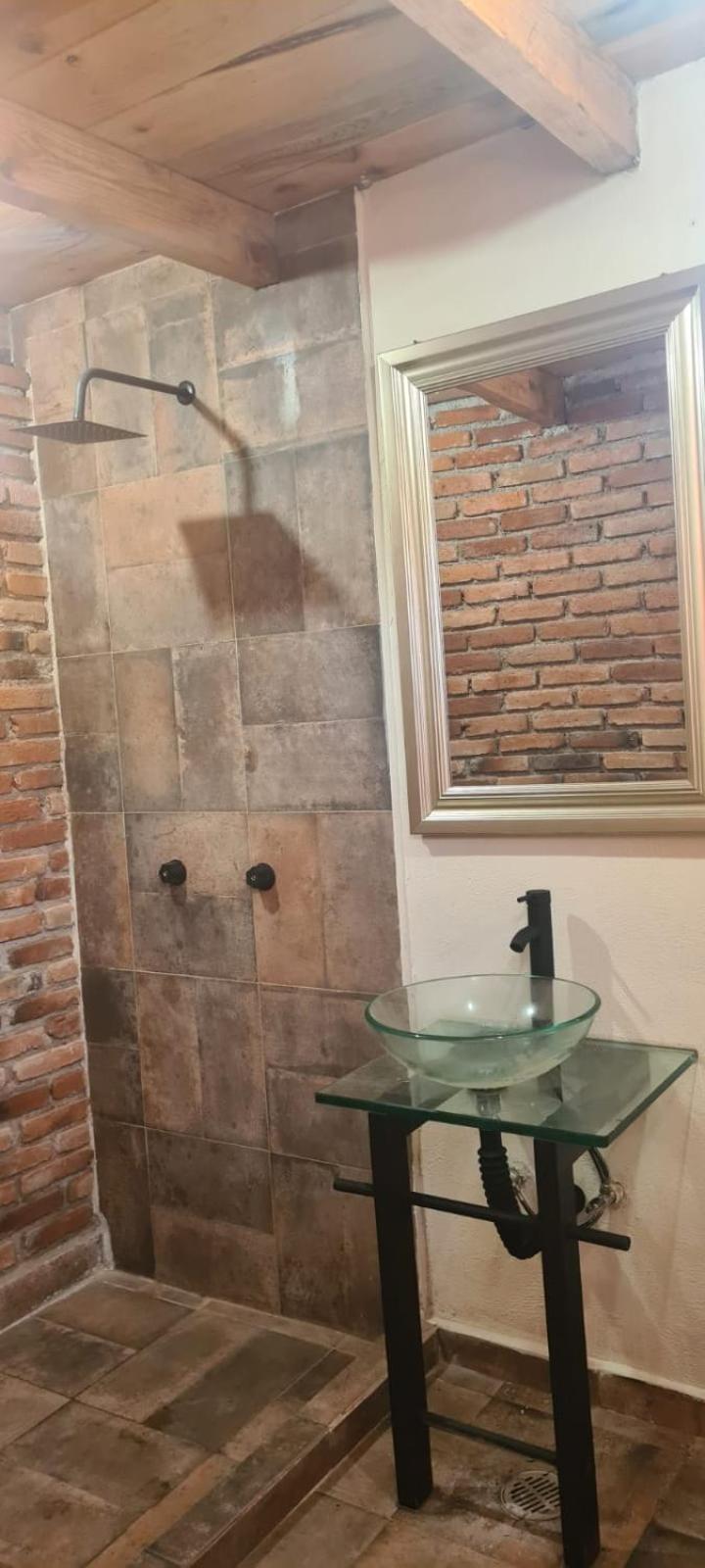 Acogedora cabaña cerca del desierto de los leones y CC santa Fe view 5