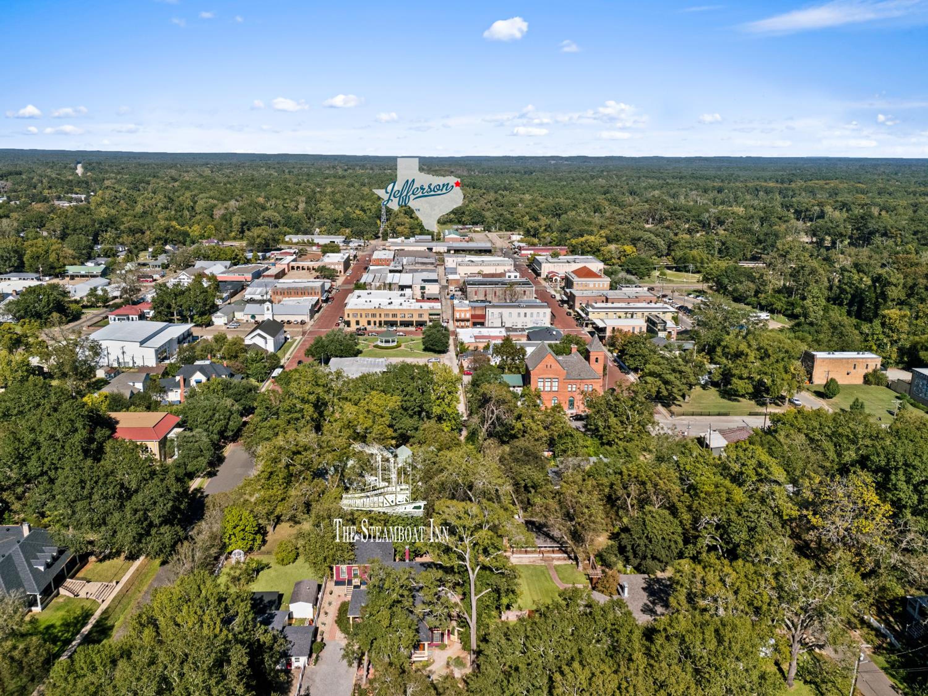 Marshall Vacations - The Steamboat Inn - Property Image 3
