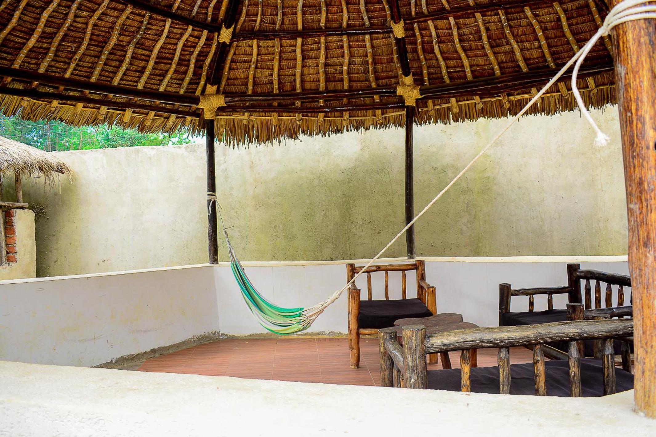 Tropical lodge