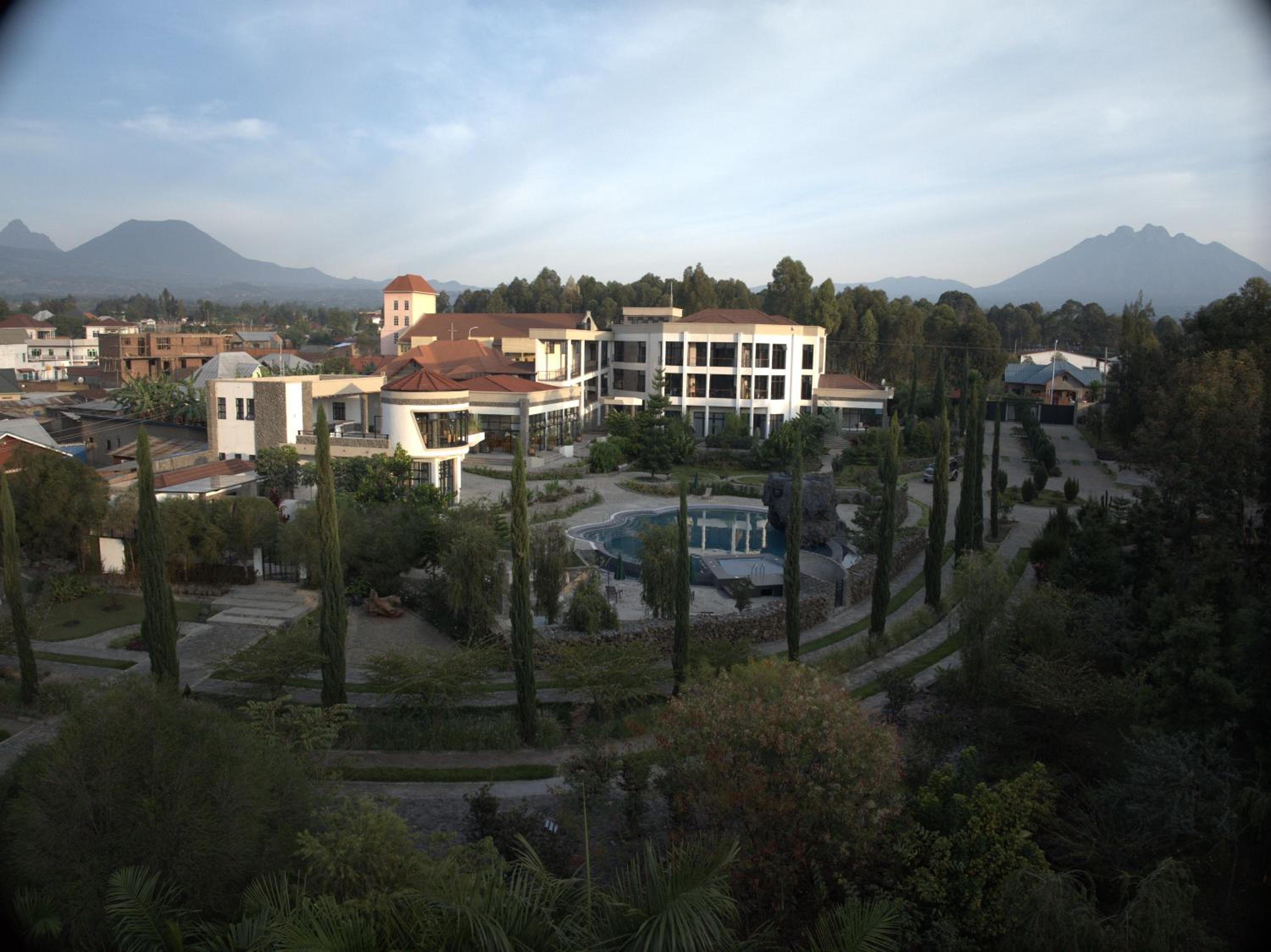 Photo 19