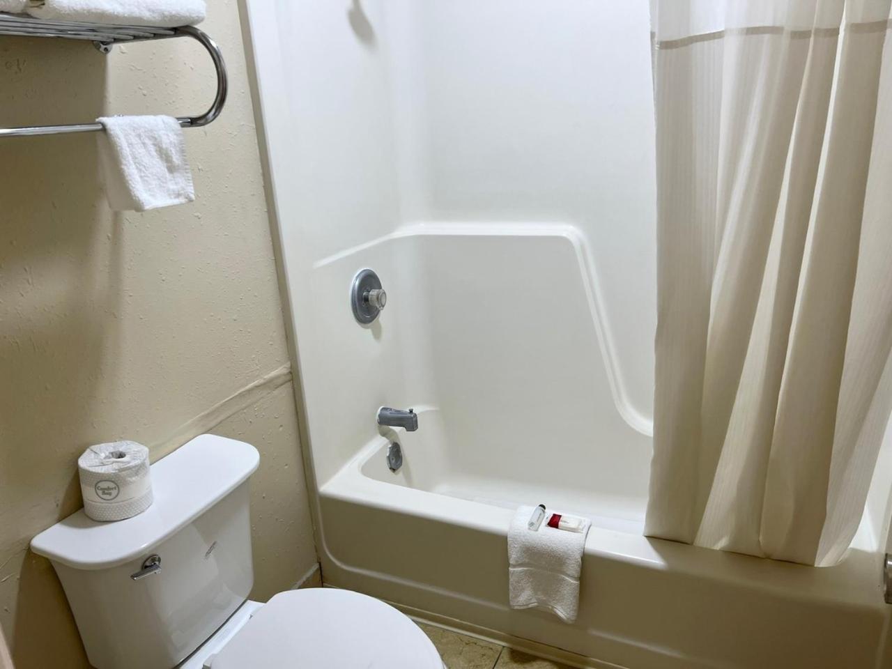 Economy Inn McCook
