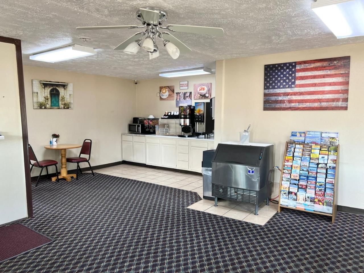 Economy Inn McCook