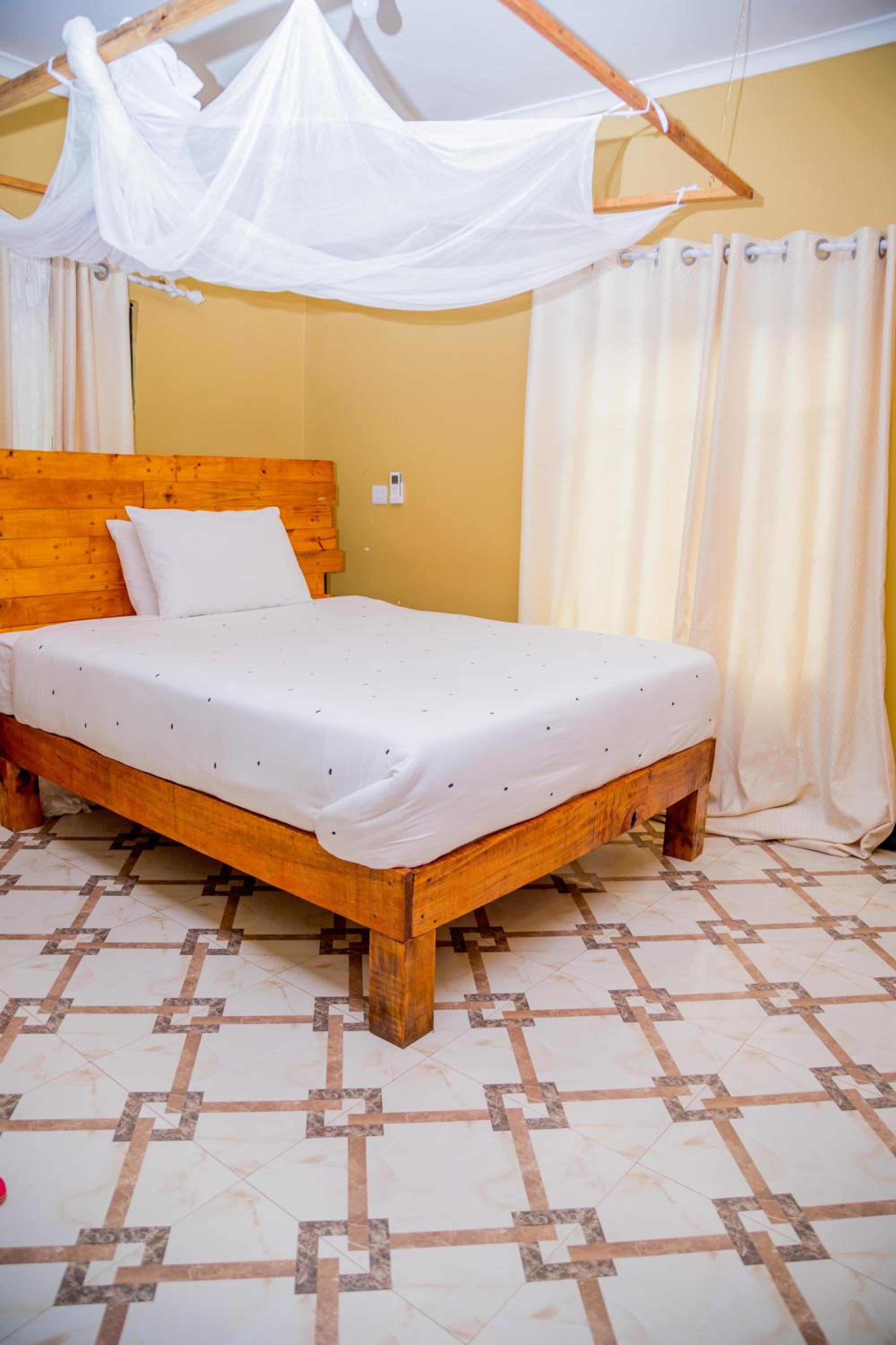 Maili 6 Private Apartments