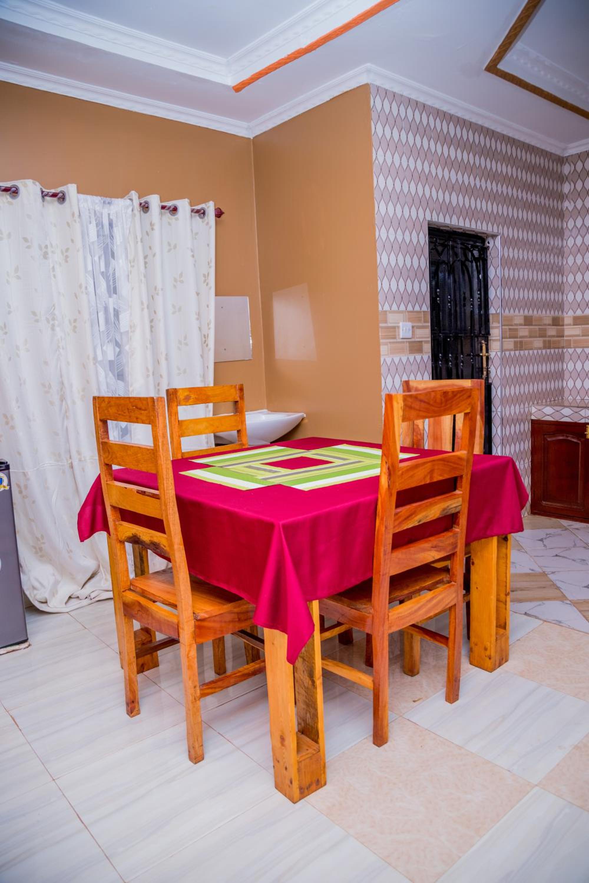 Maili 6 Private Apartments