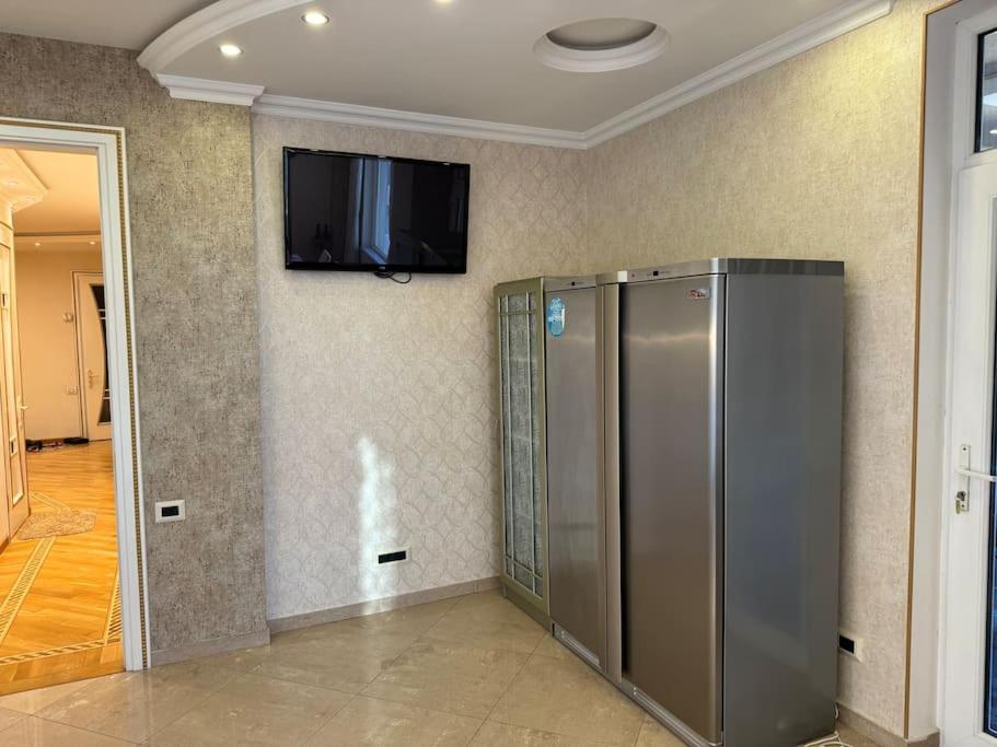 Chic Downtown Suite in Baku