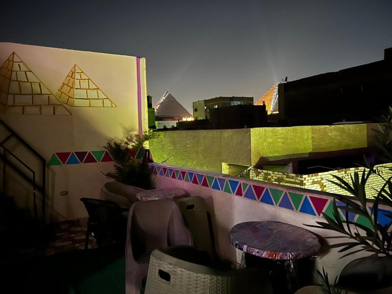 Jana pyramids view in 3
