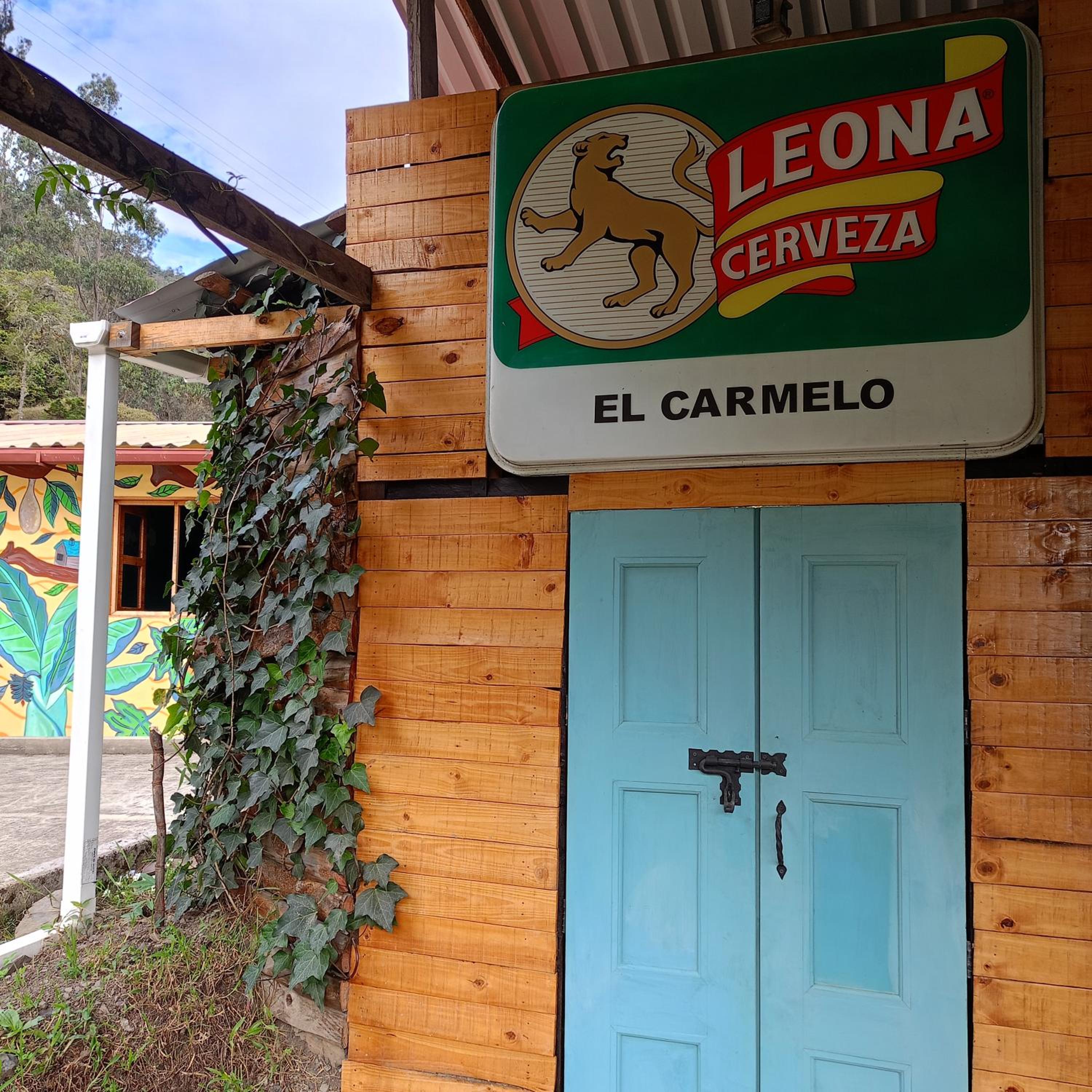 Posada Las Montañas del Edén