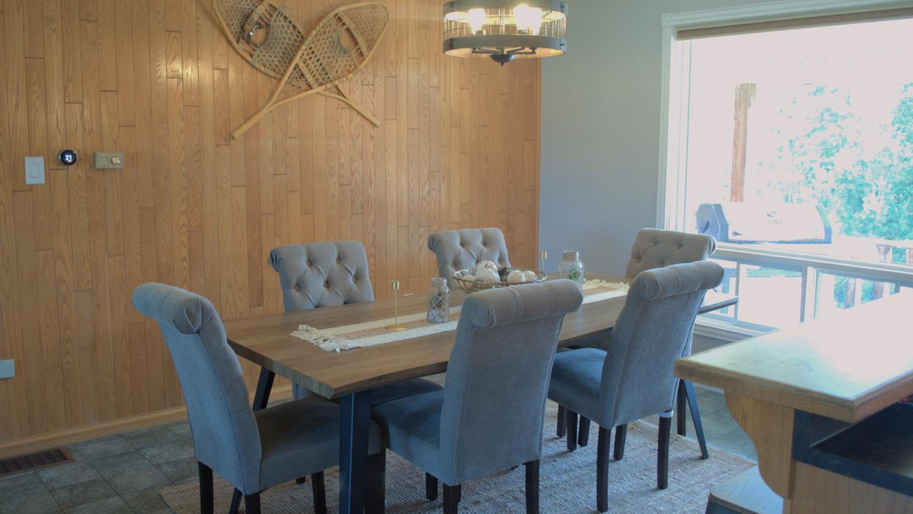 Exclusive Waterfront Cottage
