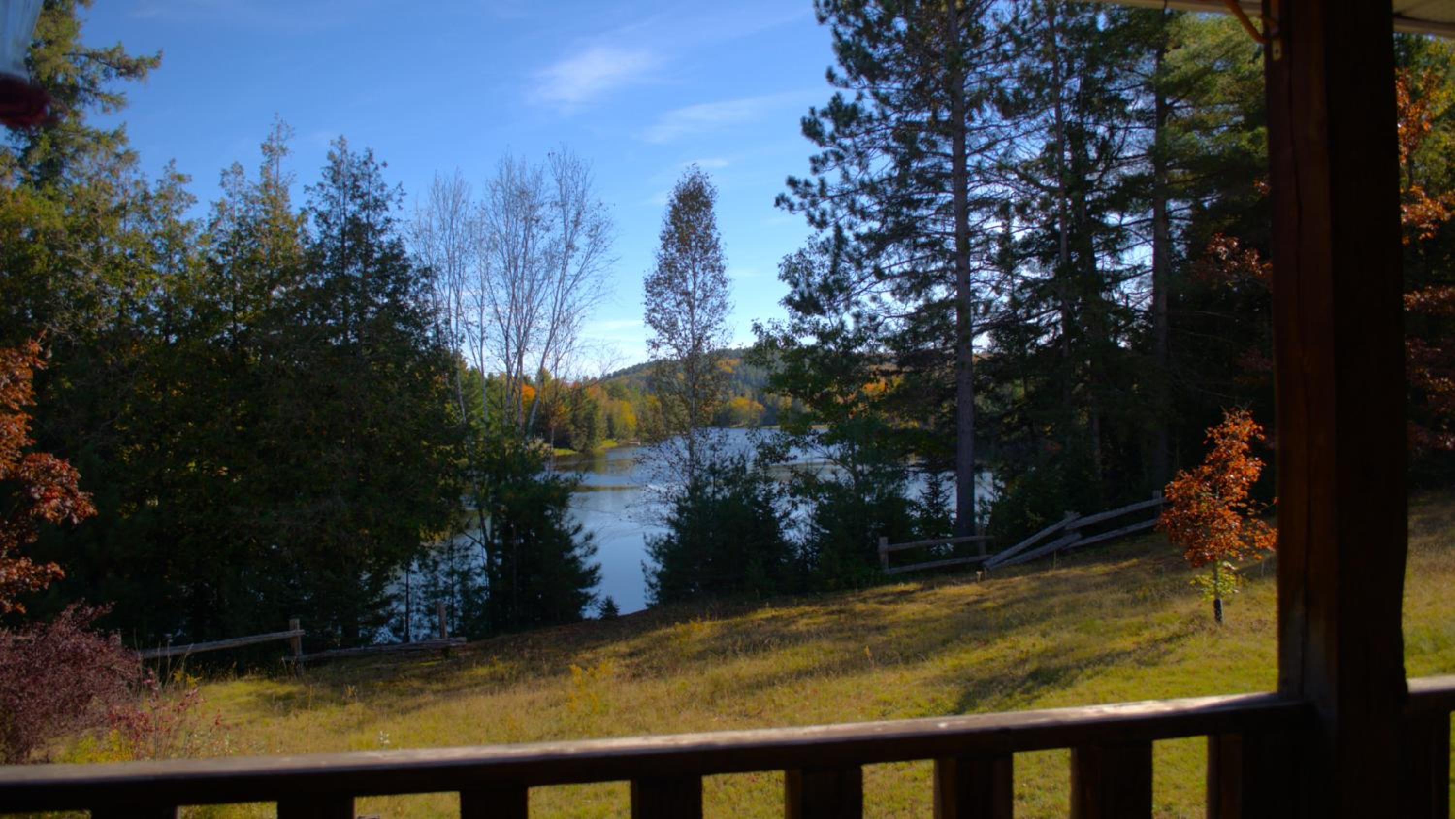 Exclusive Waterfront Cottage