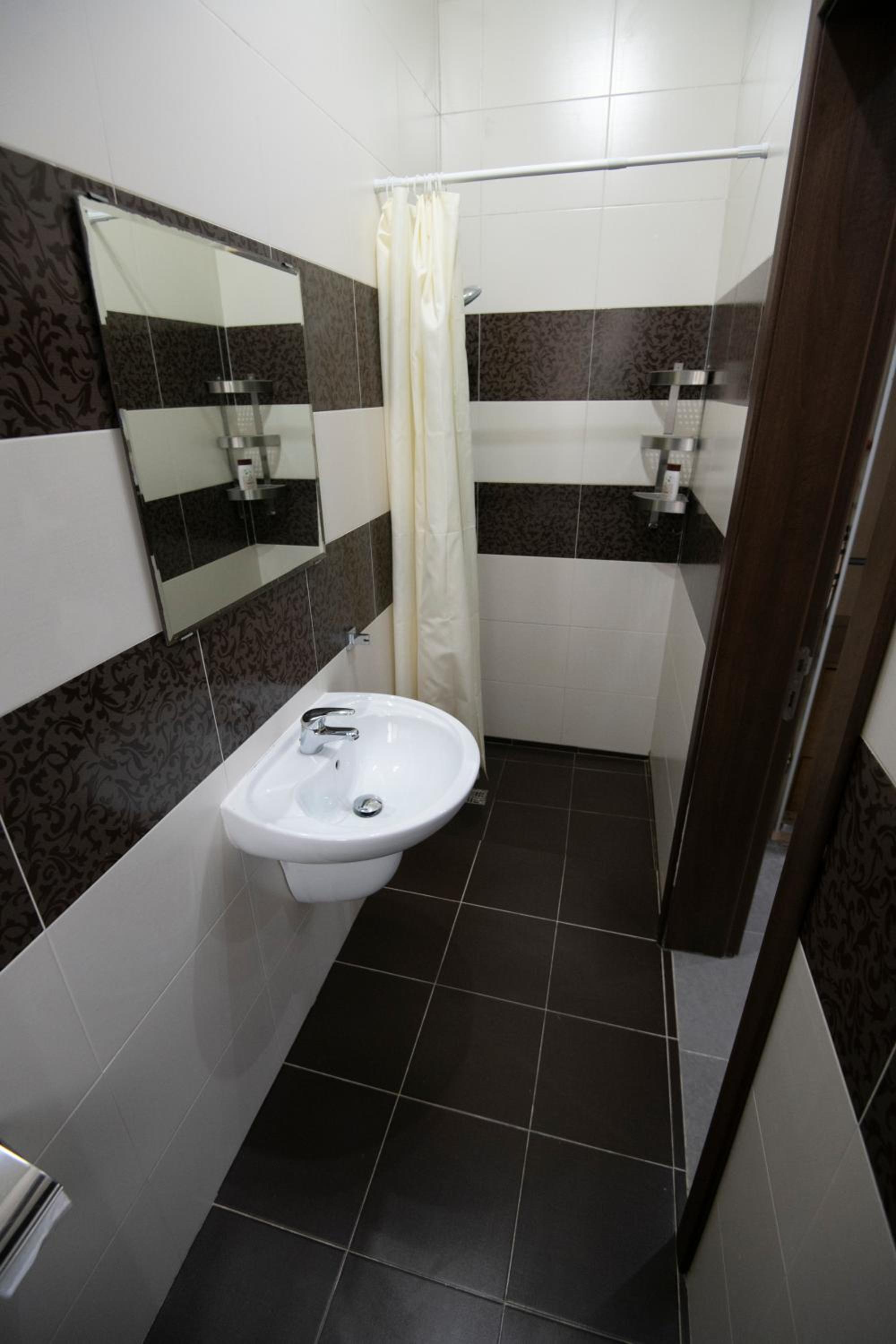 Modern & spacious near valletta view 4