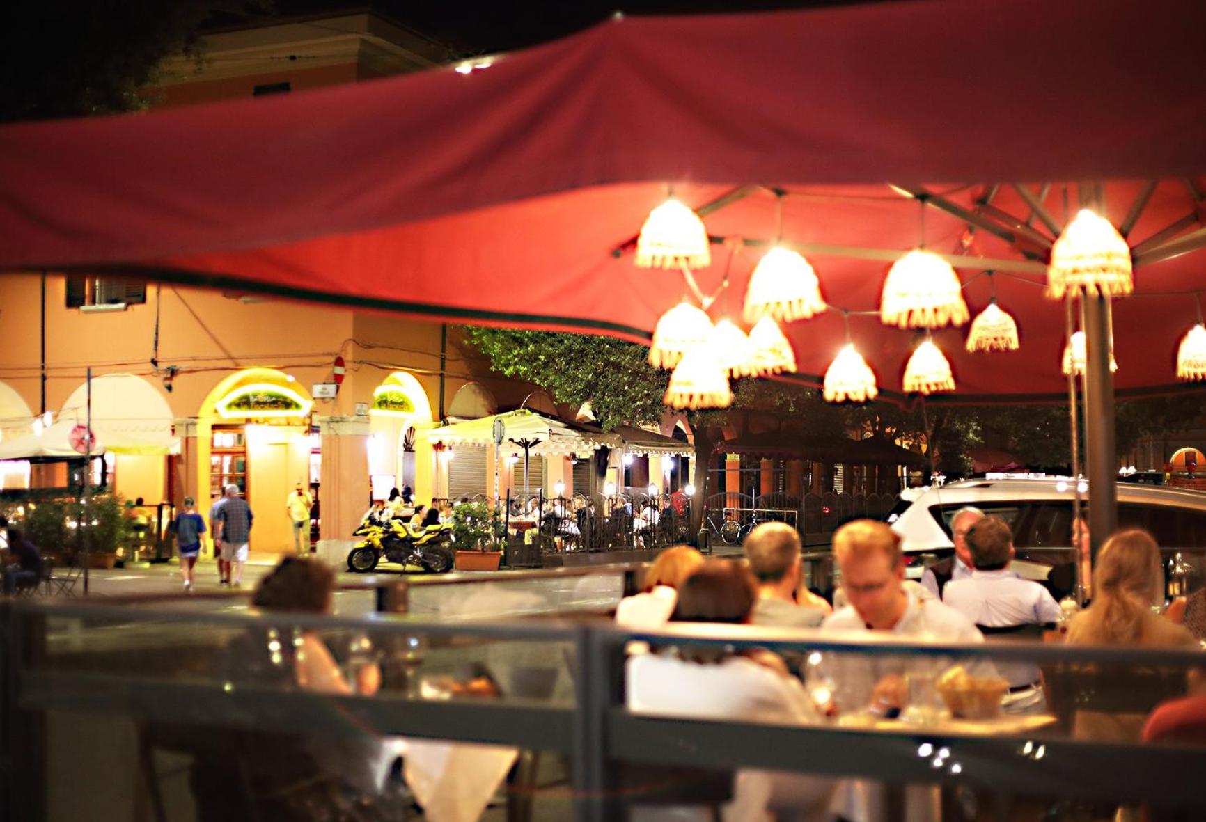 Magnolia Italian Hostings view 2