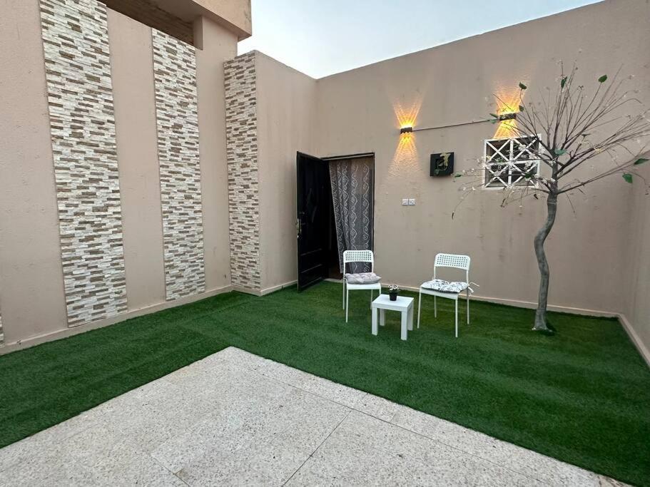Elegant apartment in a quiet strategic location