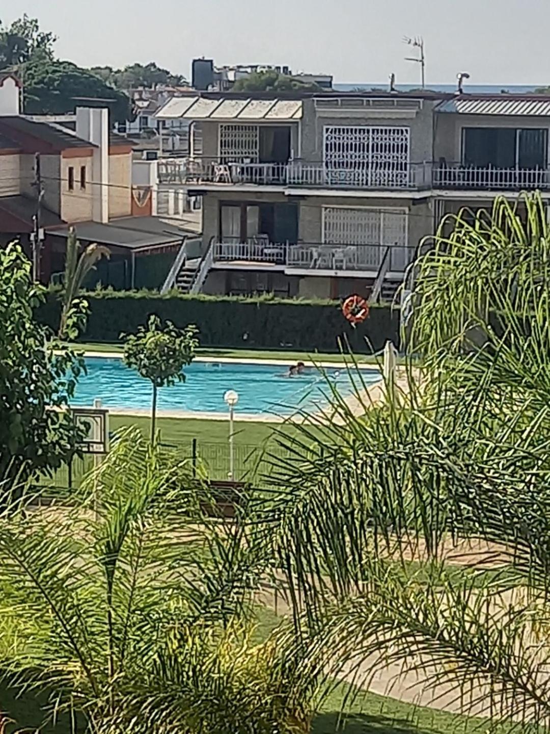 appartement lumineux piscine plage 250m centre ville grande terrasse portaventura view 2