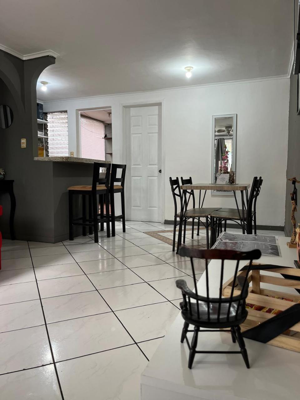 Todo cerca Apartamento Familiar en el corazón de San Salvador view 5