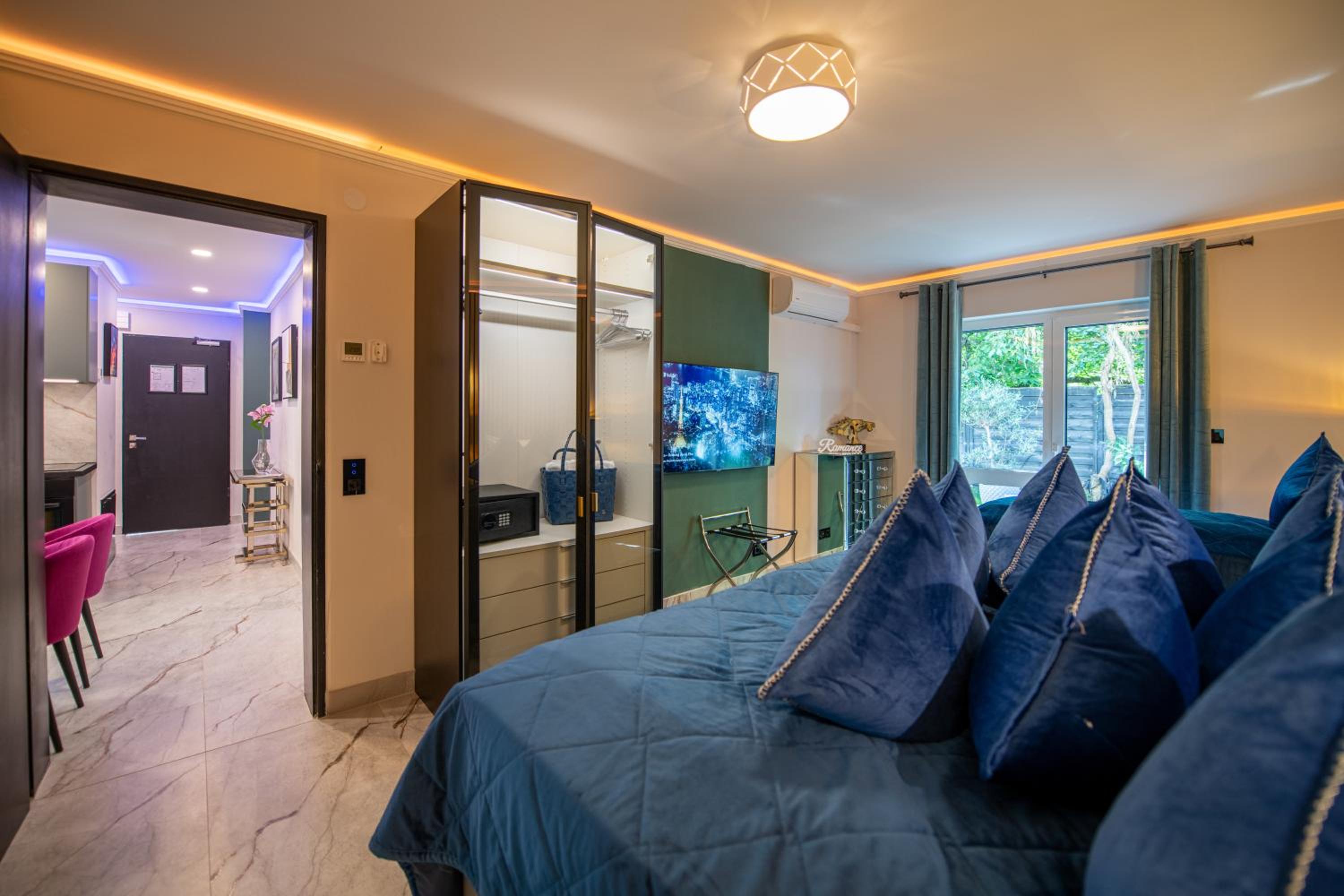 hotel room