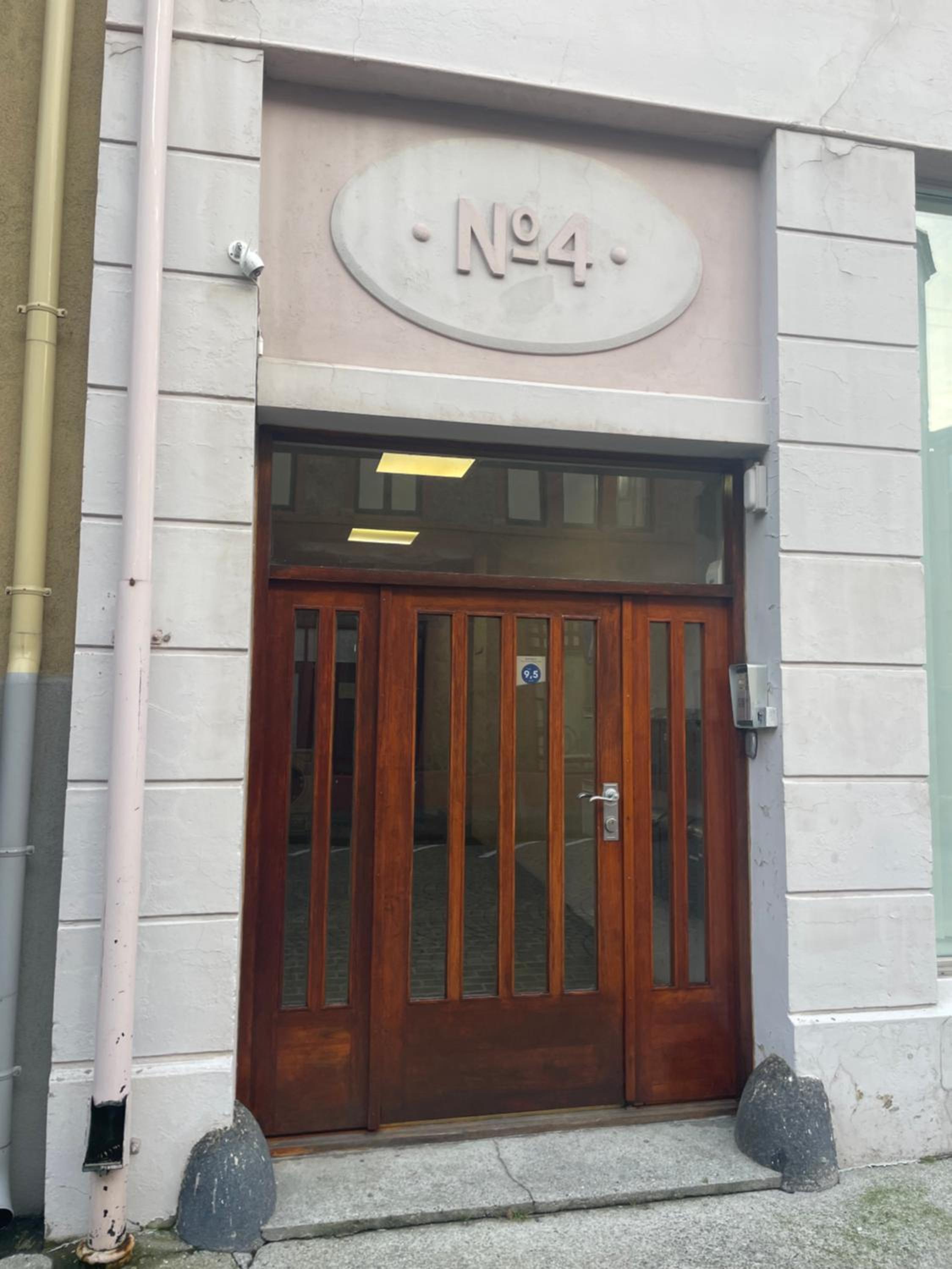 Photo 6