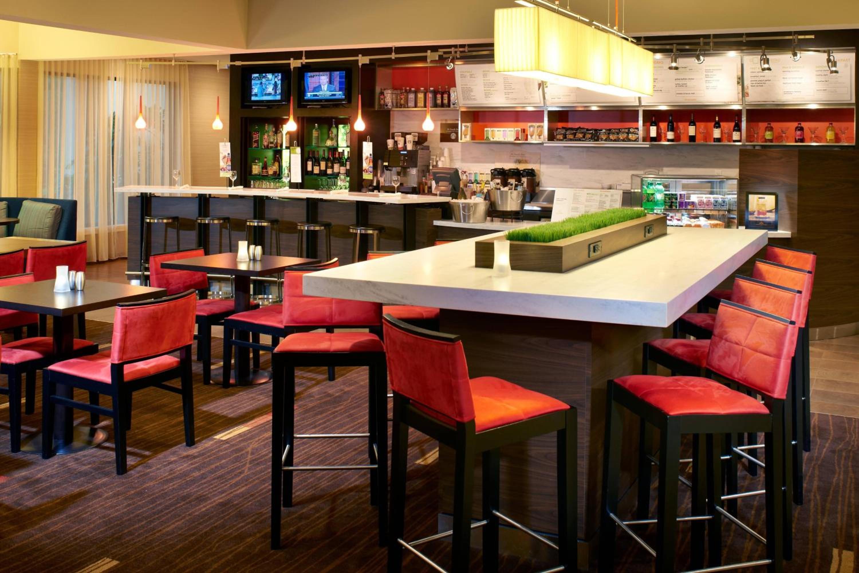 Lexington Vacations - Courtyard by Marriott Lexington North - Property Image 8