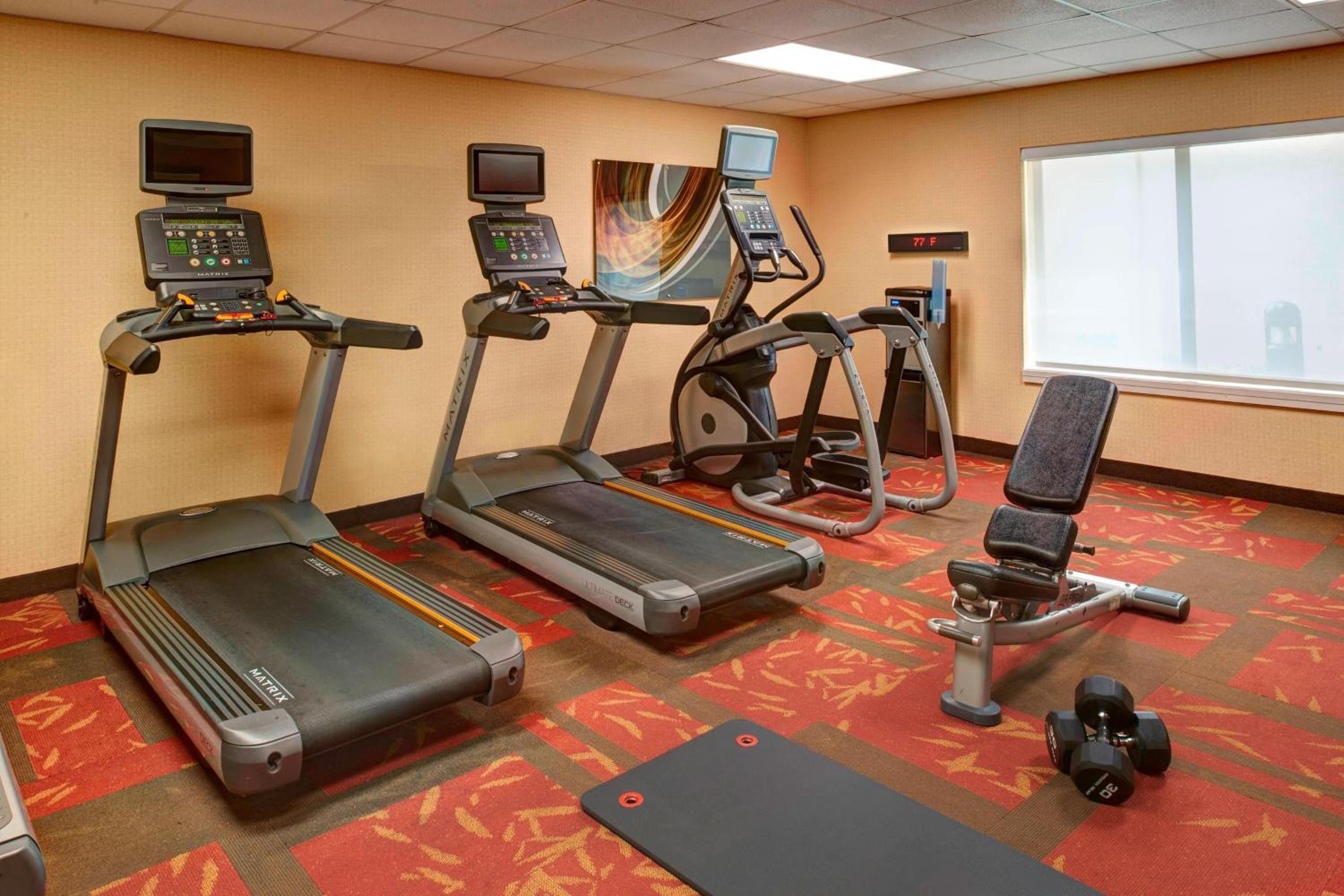 Lexington Vacations - Courtyard by Marriott Lexington North - Property Image 16