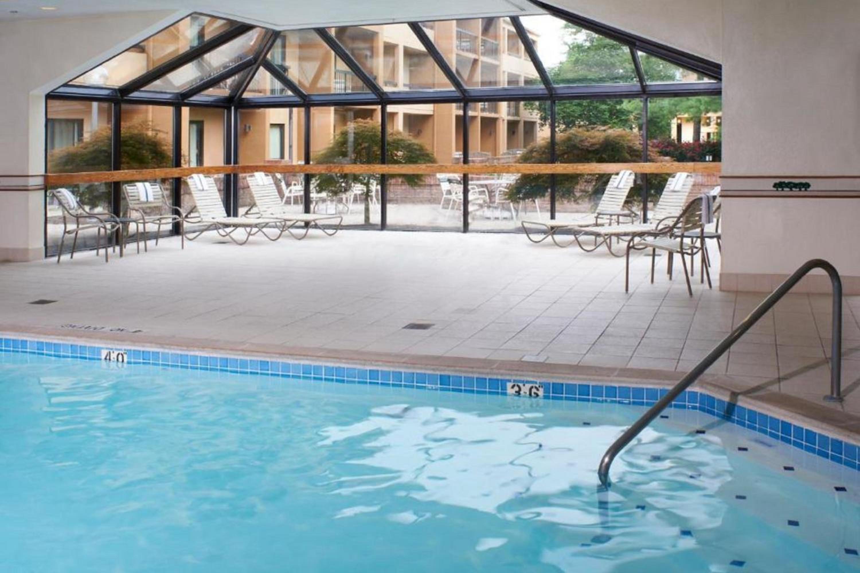 Lexington Vacations - Courtyard by Marriott Lexington North - Property Image 15