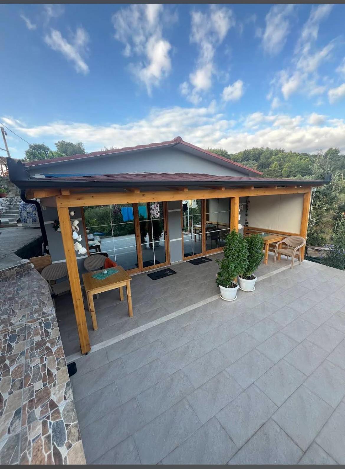 Vraxlida Living photo 2