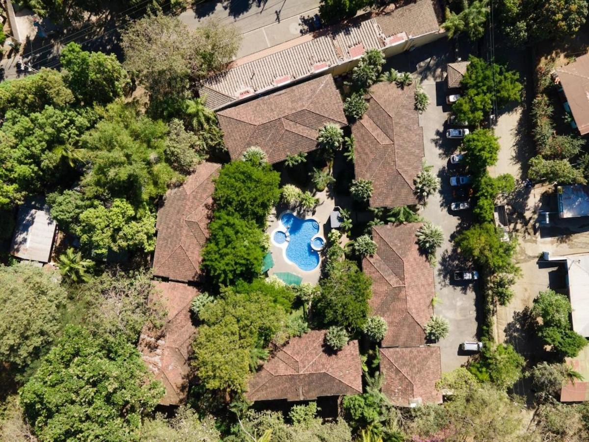 Poolside, Concierge, Private Veranda & Garden