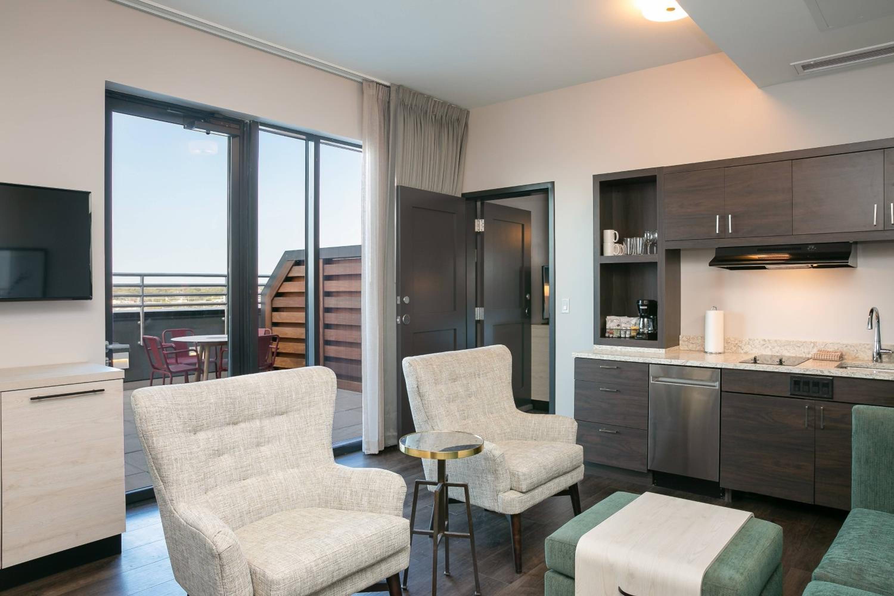 TownePlace Suites Nashville Downtown/Capitol District - Property Image 13