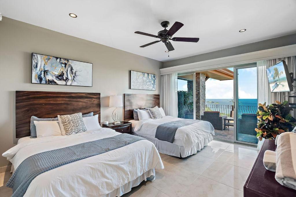 Oceanview Villa, Infinity Pool & Spacious Design