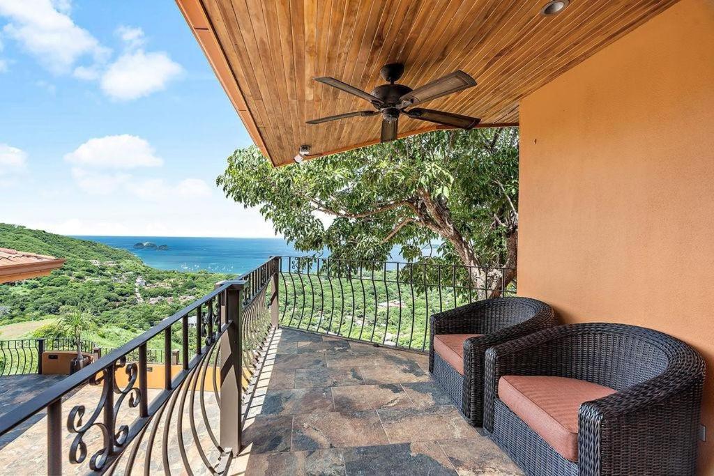 Oceanview Villa, Infinity Pool & Spacious Design