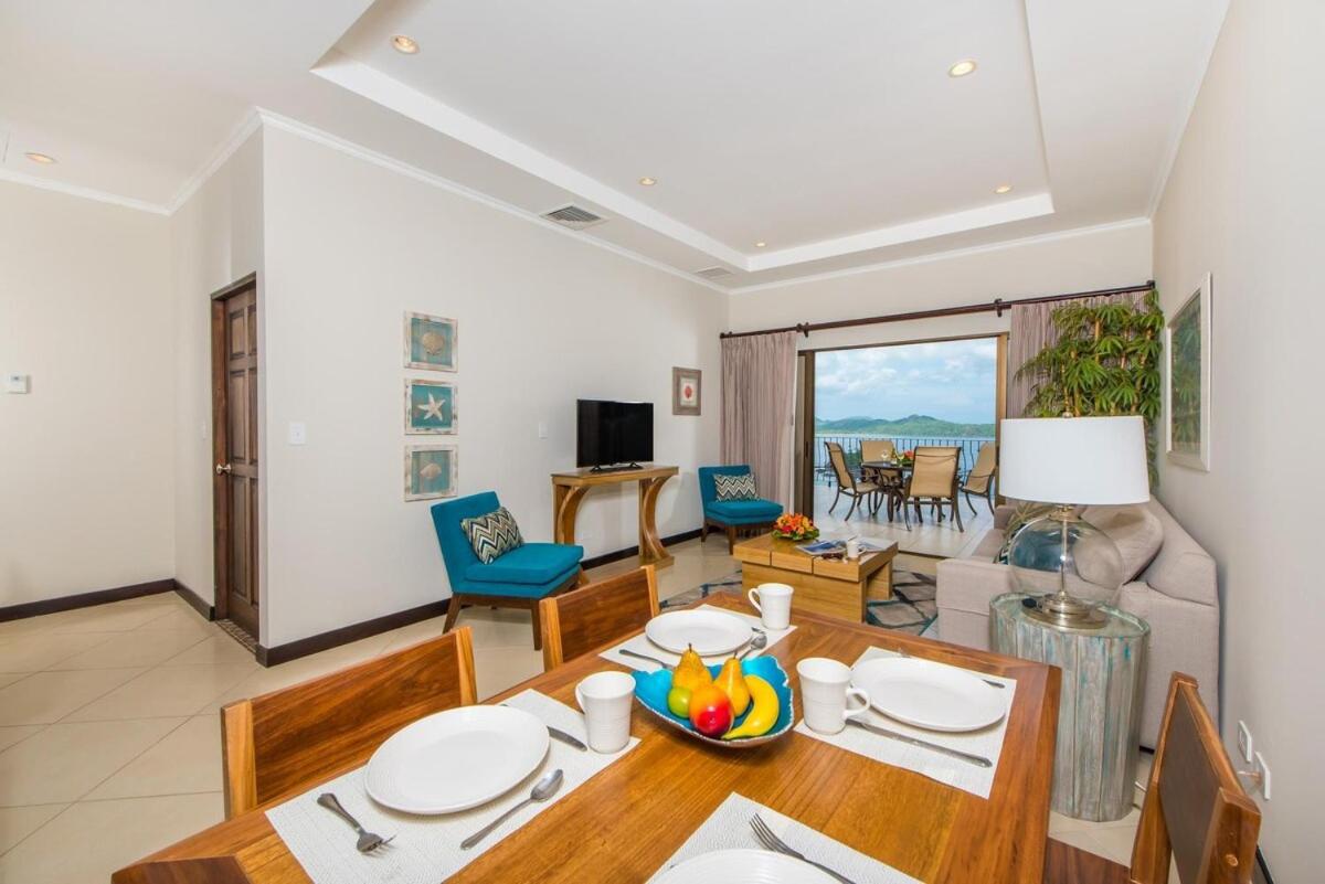 Ocean-Views, Infinity Pools & Sunset Veranda