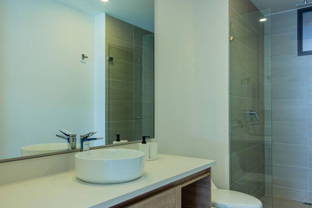 APARTAMENTO EN CARTAGENA CON SALiDA DIRECTA A LA PLAYA