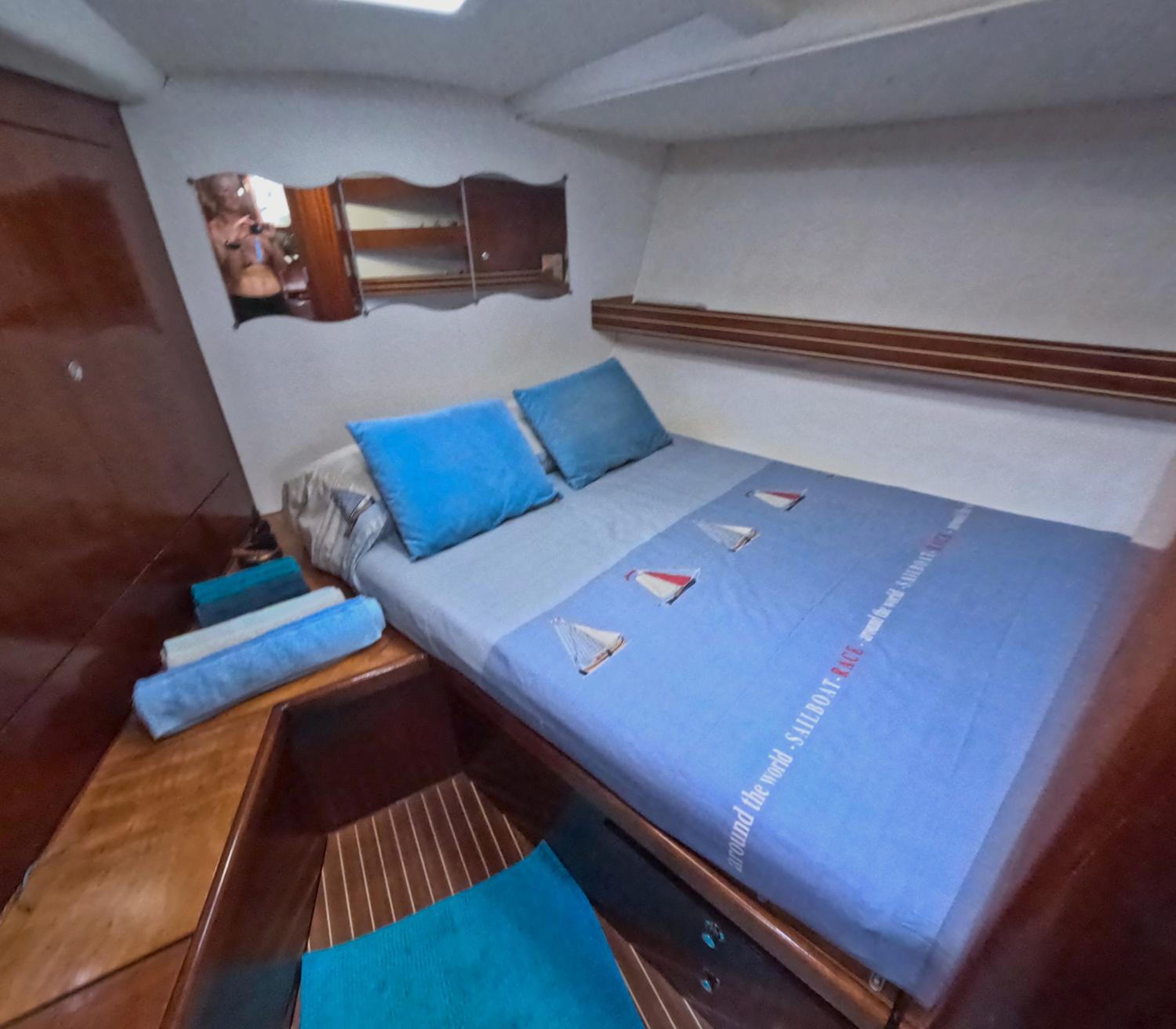 Exclusive Sailingboat view 5