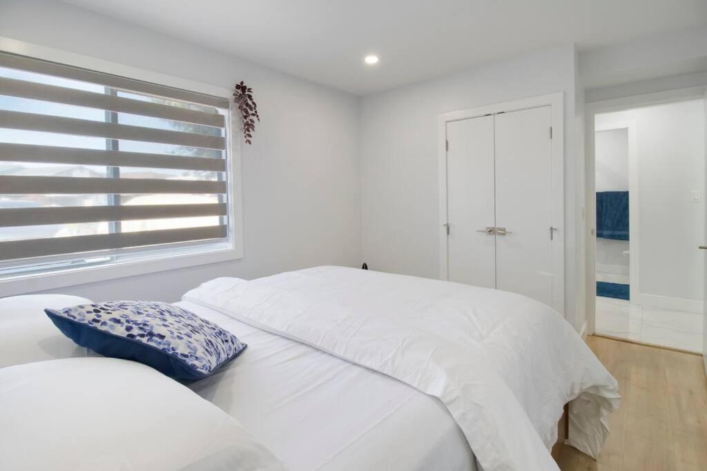 Modern Bright Whole House Major attractions nearby