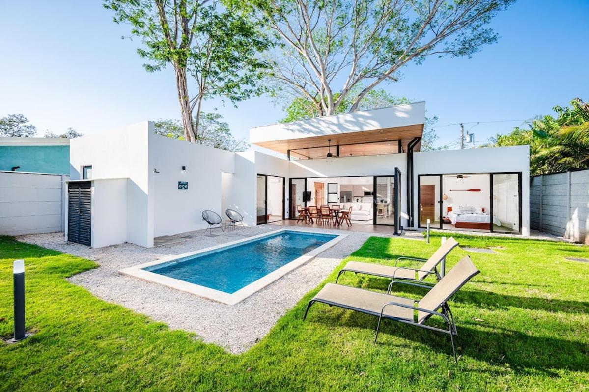 Private Modern Villa with Pool