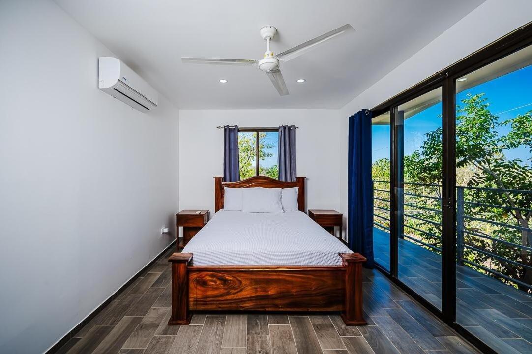 Charming Apartment Steps to the Beach