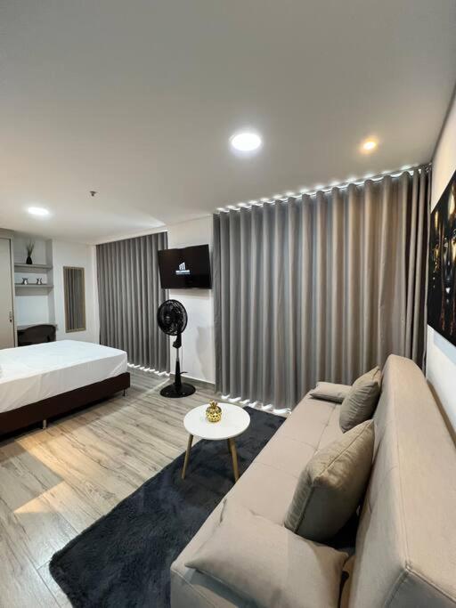 Loft Confort Torre Zurich 601