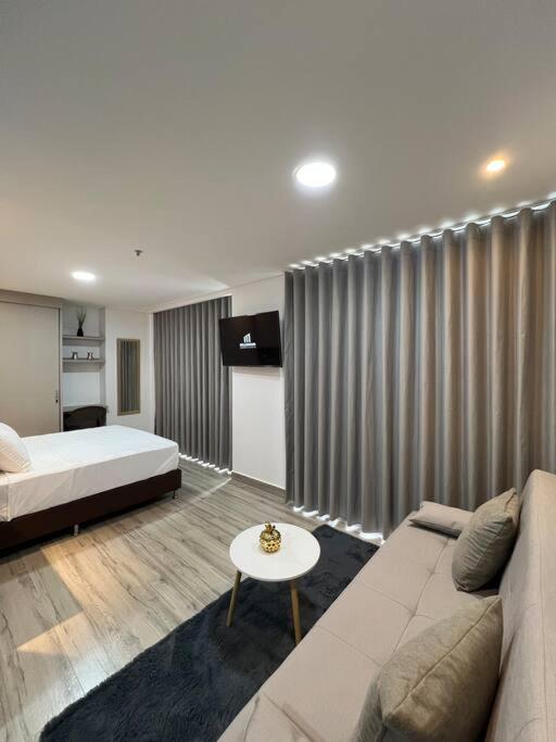 Loft Confort Torre Zurich 601