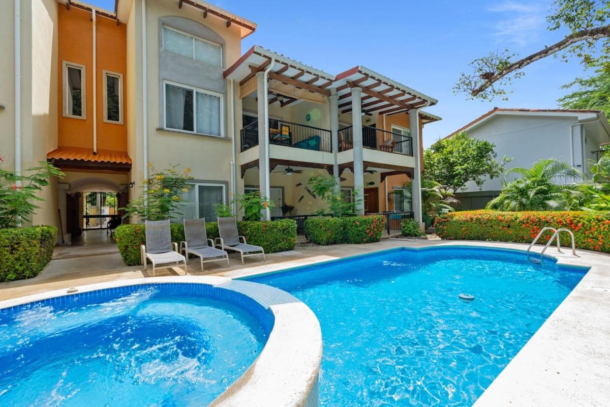 Potrero Beach 5min Walk, Pool and Security