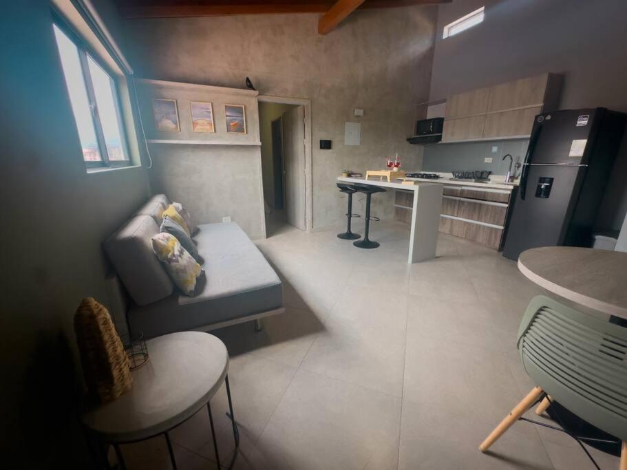 Amplio apartamento con la ubicación perfecta 8-01