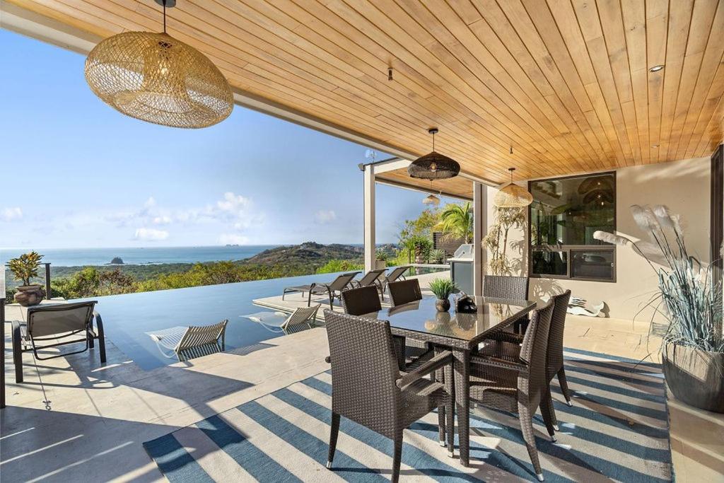 Sunset Infinity Pool & Private Ocean Views