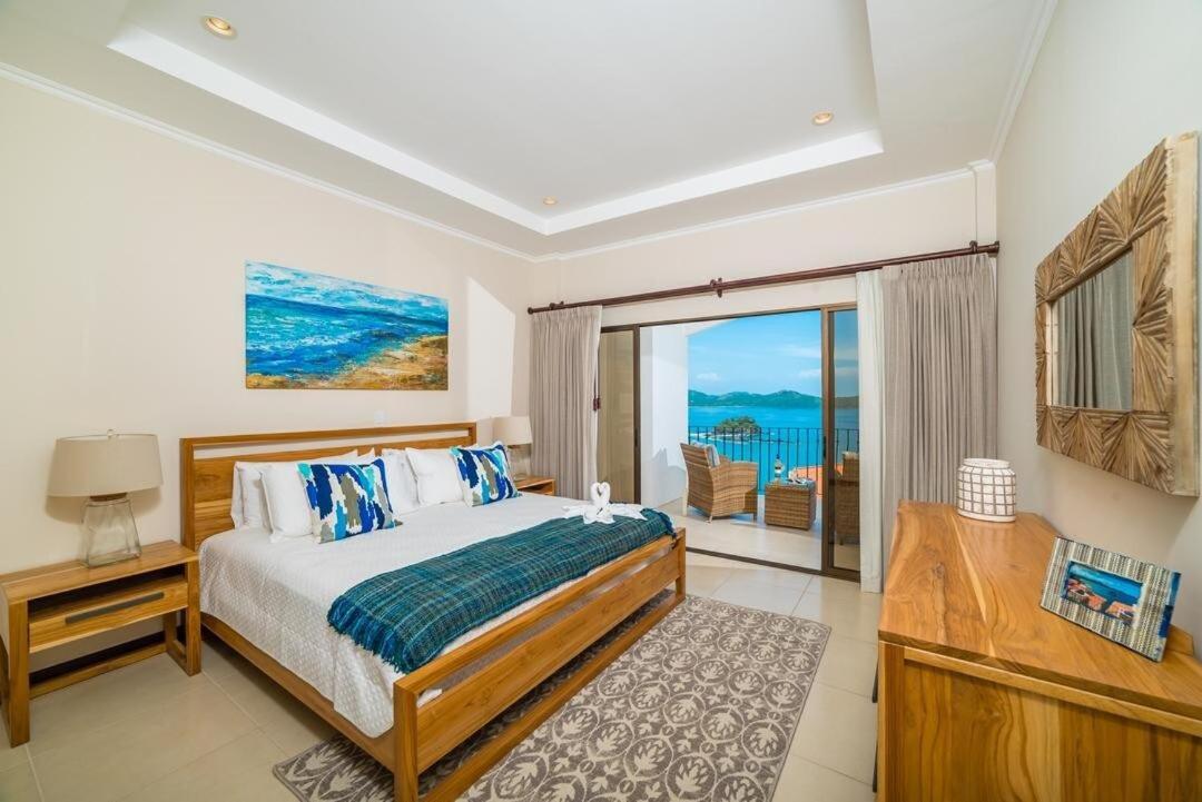 Oceanviews, Private Veranda, 2 Pools & Concierge