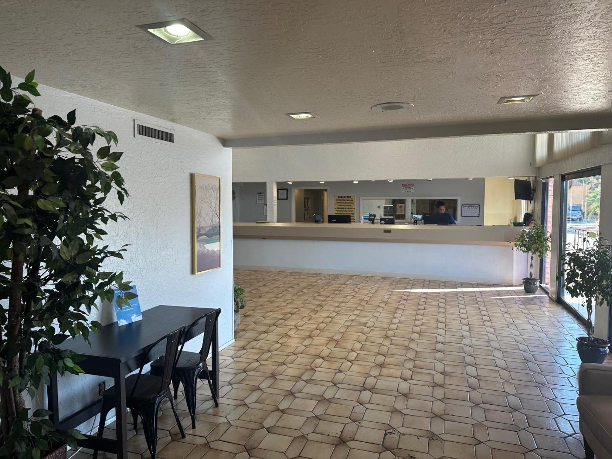 Premier Inns Metro 2