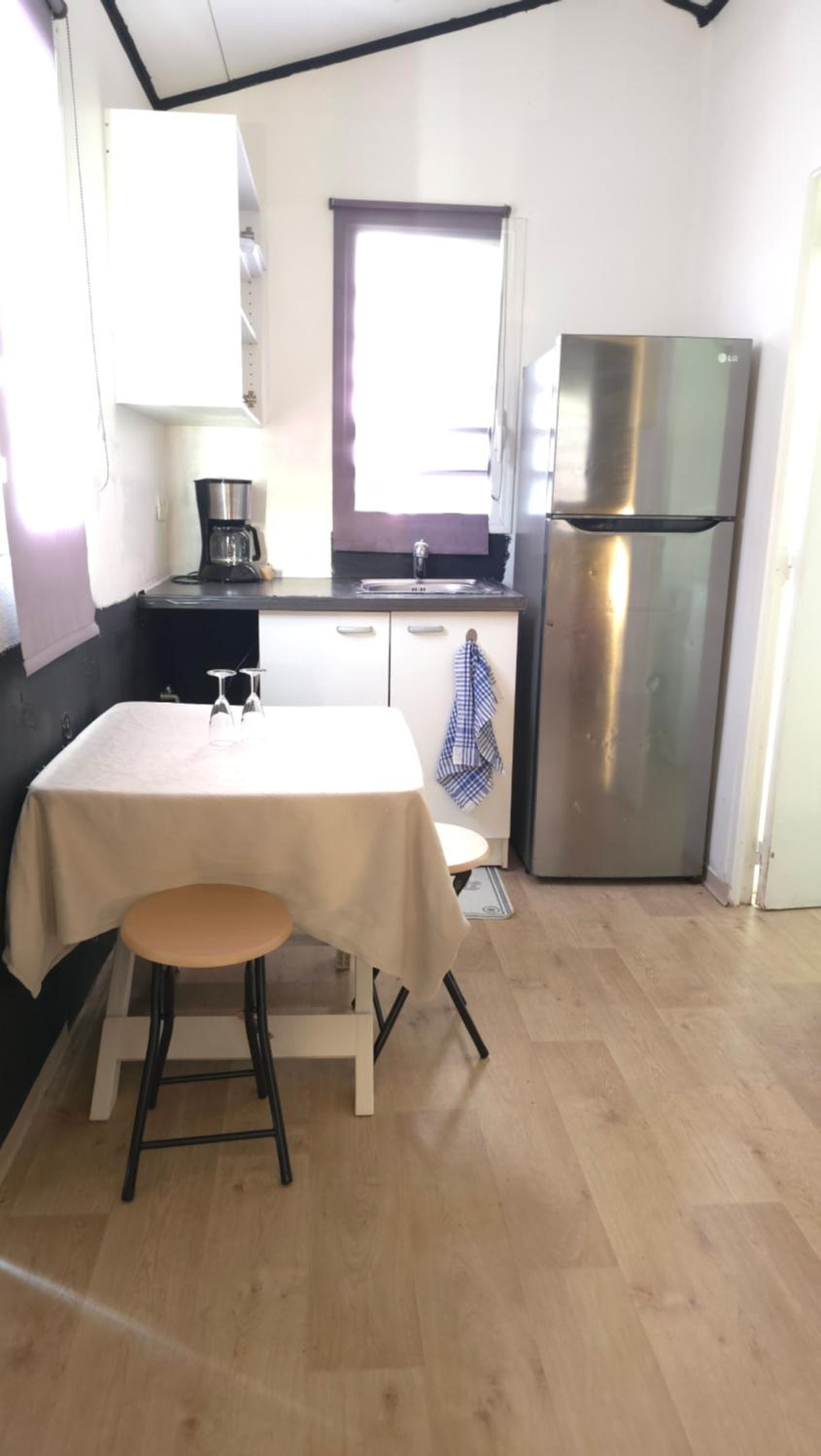 Evasion Authentique en Tiny House avec Services Personnalisés - 1 Champagne OFFERT - Le Paradis des Petits Voyageurs view 2