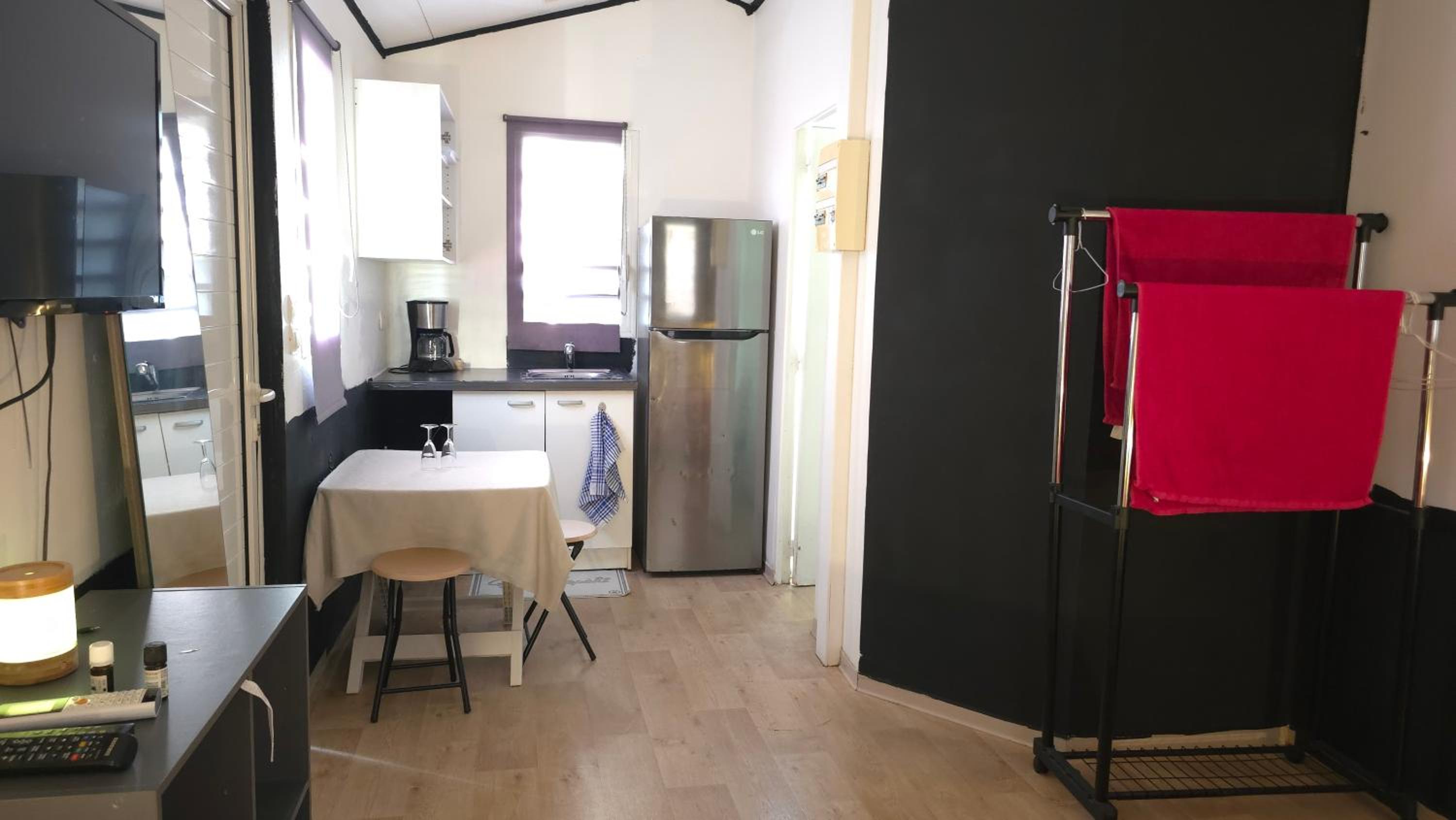 Evasion Authentique en Tiny House avec Services Personnalisés - 1 Champagne OFFERT - Le Paradis des Petits Voyageurs view 5