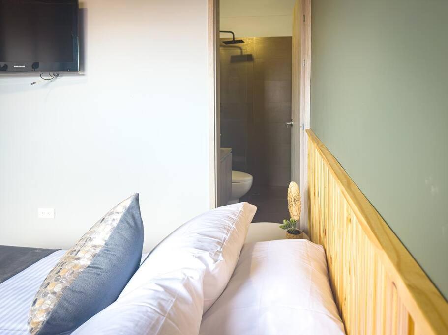Completo y confortable apartamento en Medellin 8-02
