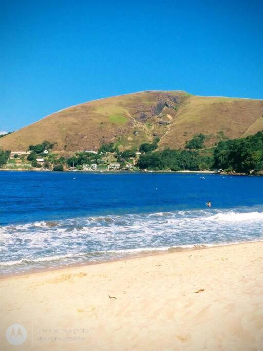 Apartamento amplo, 180m da praia