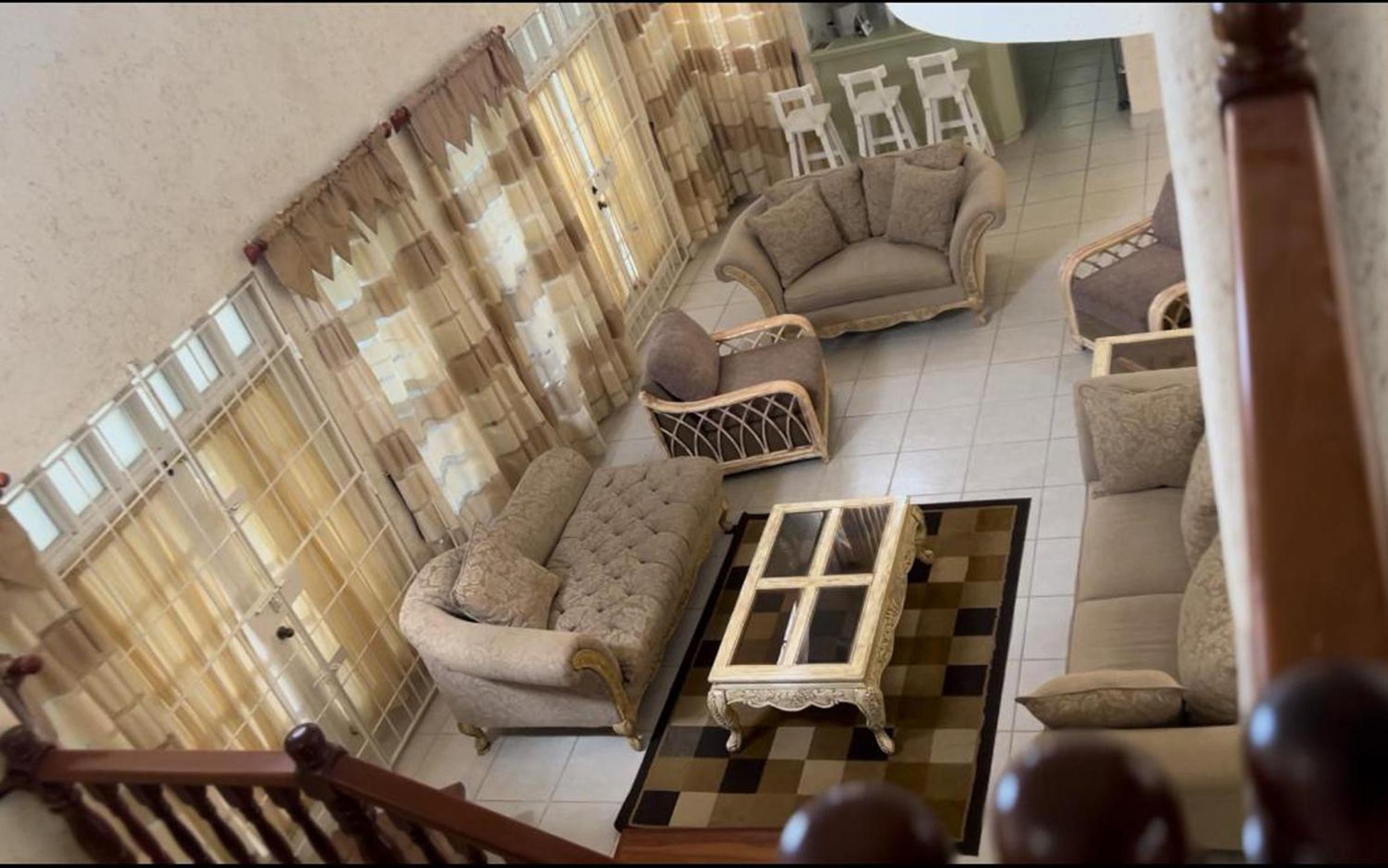 Escape to a delightful spacious family villa near Holetown