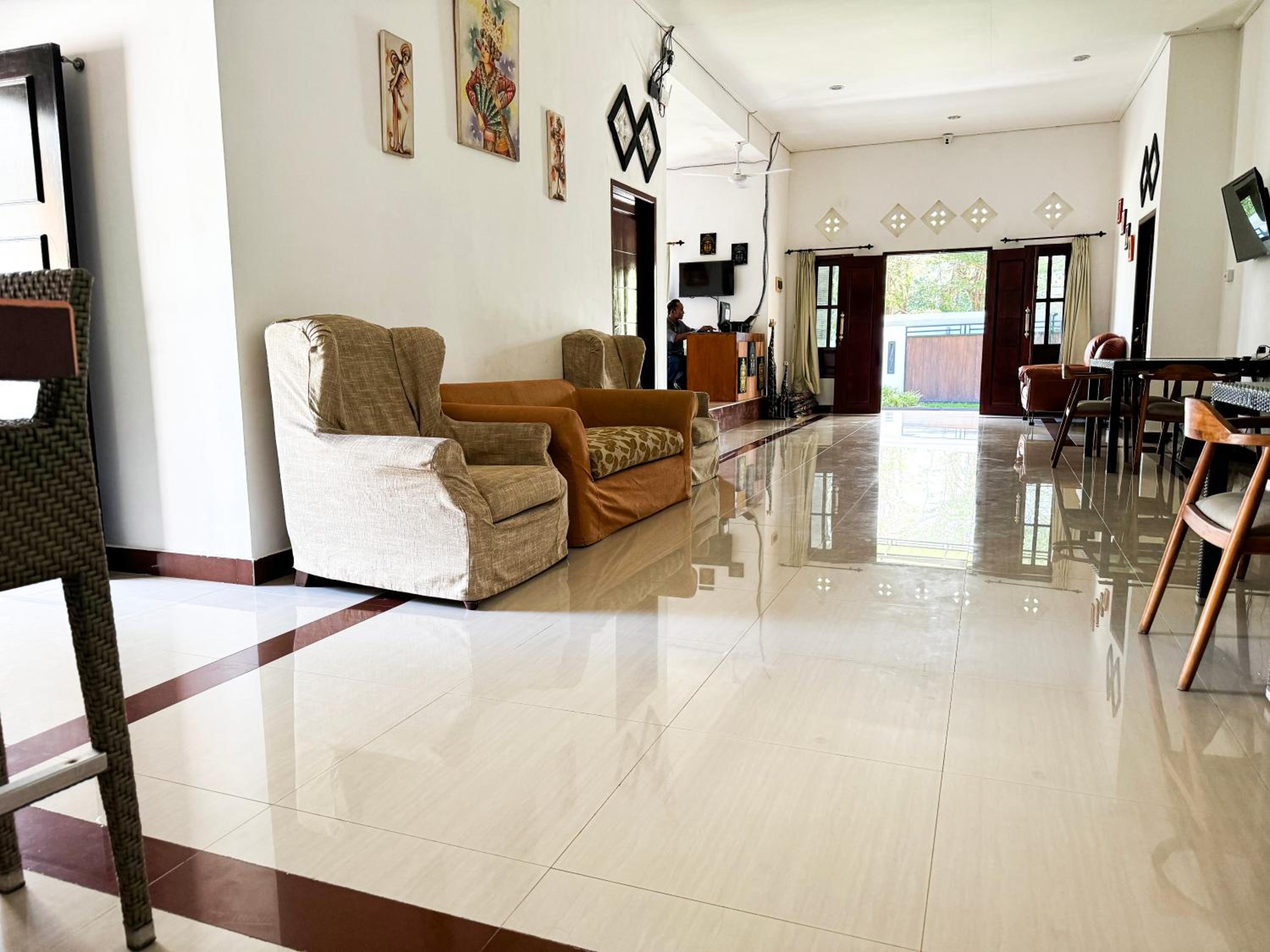 Seva Hotel