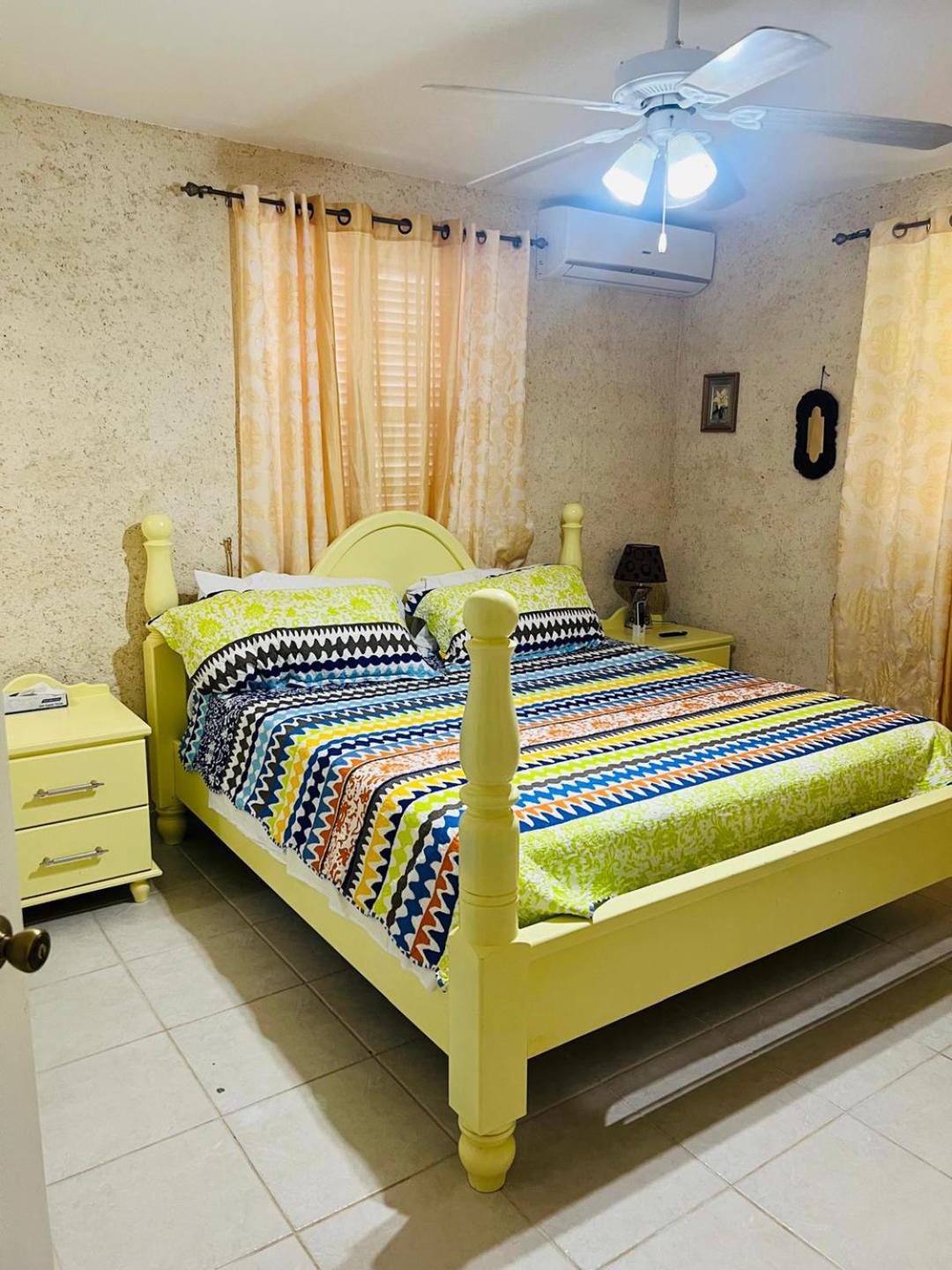 Escape to a delightful spacious family villa near Holetown